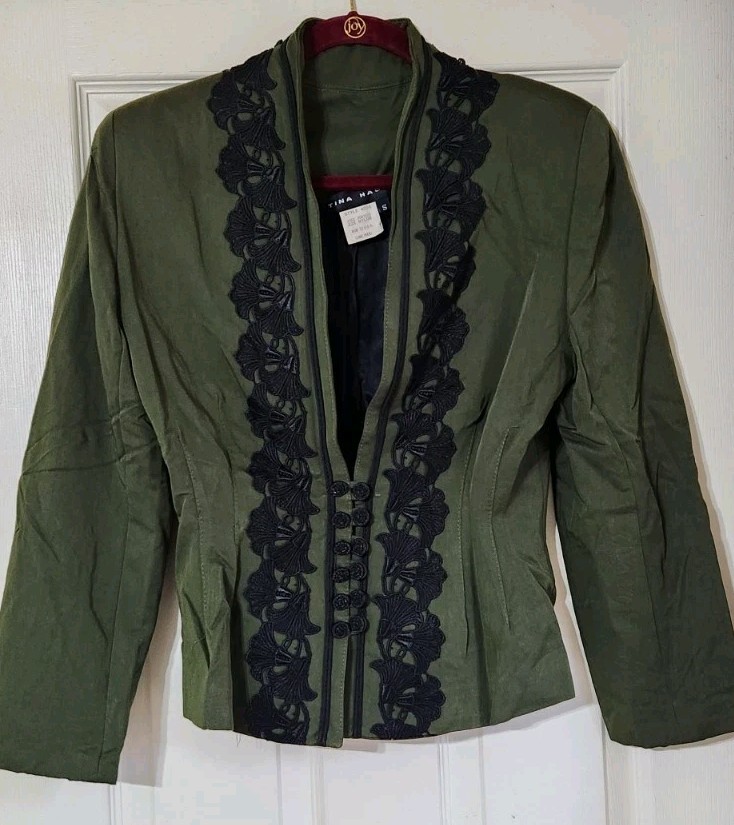 Edwardian Olive Green Jacket Black Embroidered Trim Flower Petals Size Small 90s