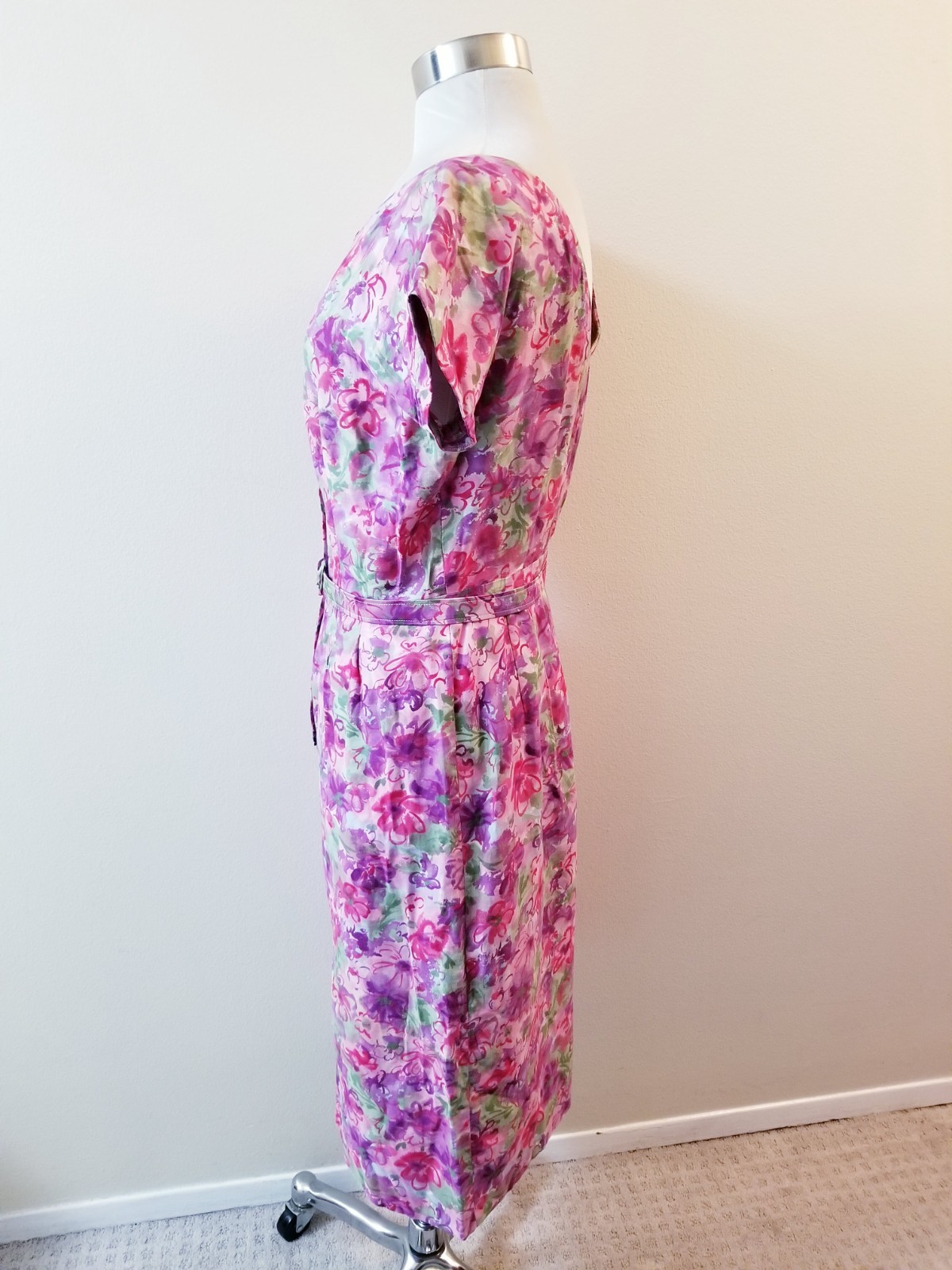 Vintage 50s Women’s Floral Dress – 42-30-44 – Large