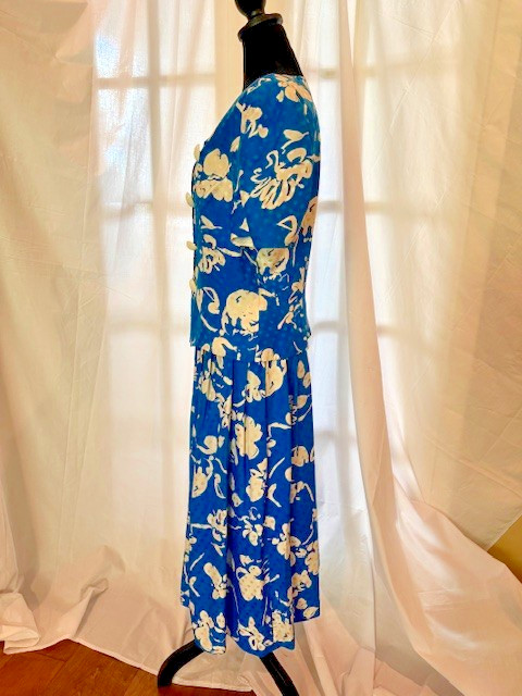 VINTAGE MAGGY LONDON SILK BLUE AND WHITE FLORAL OUTFIT SKIRT JACKET SIZE M 8