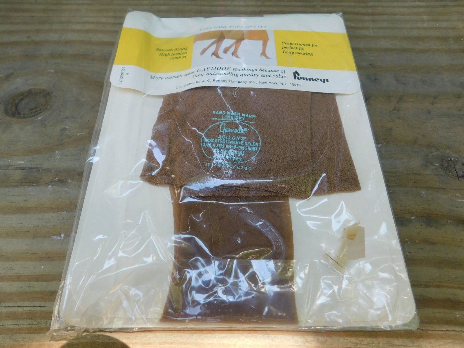 3 Pair 8.5-9-9.5 size Vintage Sheer Agilon Gaymode Stockings Suntan Nylons *NEW