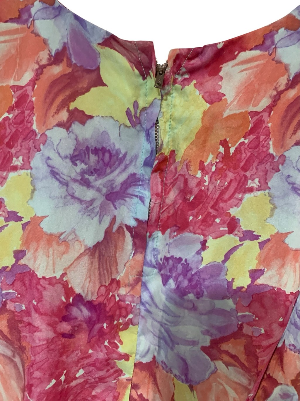 Vntg 60’s Women’s handmade Volup water color Floral Midi Dress, Pink and Purple