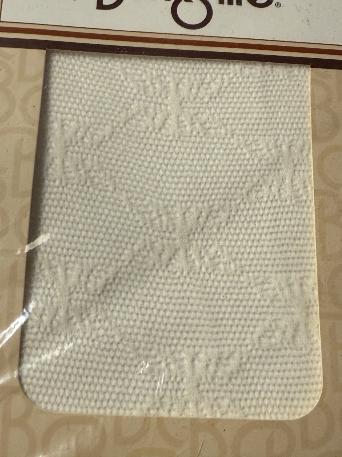 VTG 80s Berkshire Ivory Pantyhose Textured Pattern Lace Snowflake Size 2 NEW