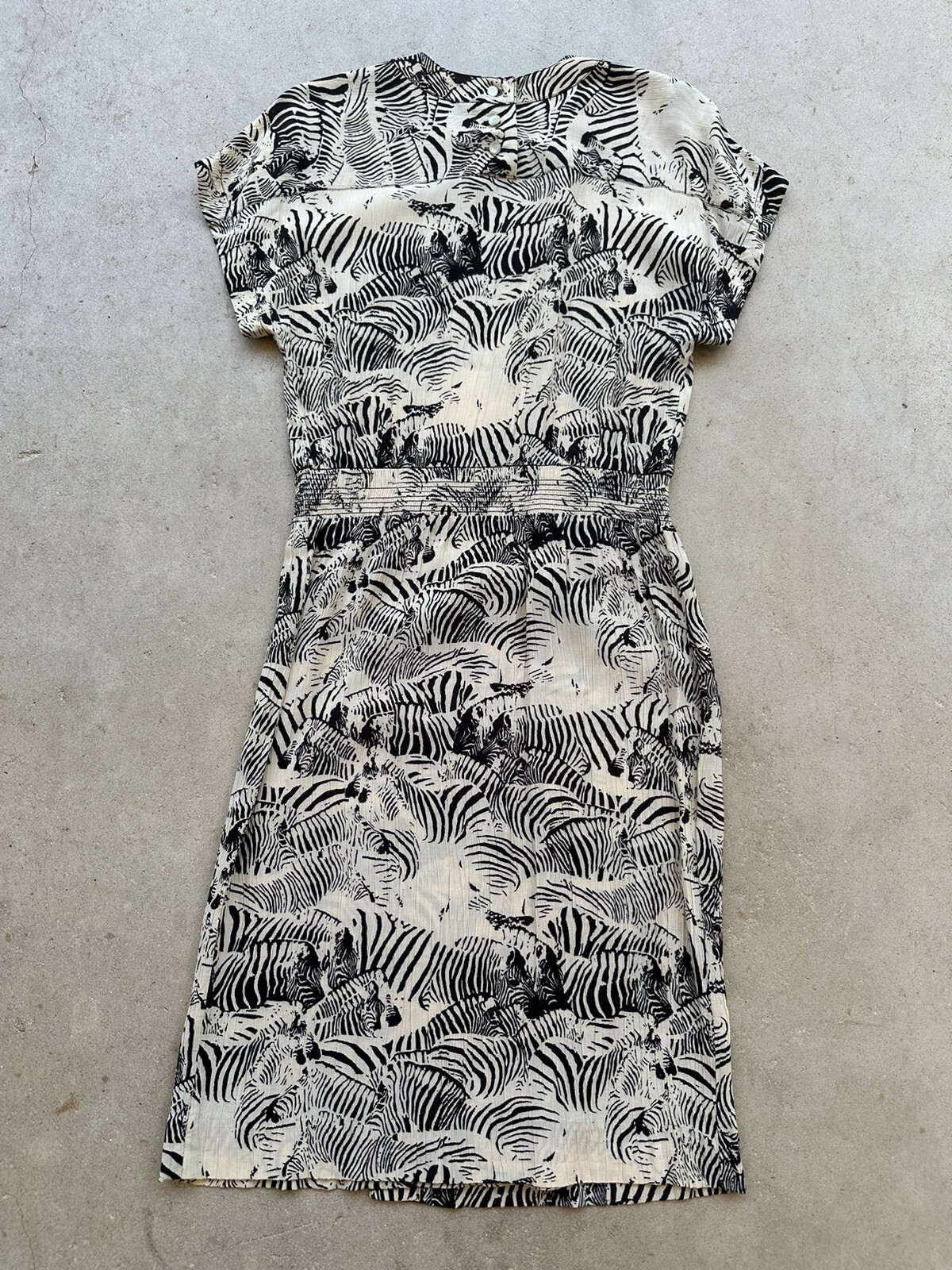 1980s Liz Claiborne Dresses Petites Crinkle Rayon Dress Zebra Print Safari 6 VTG