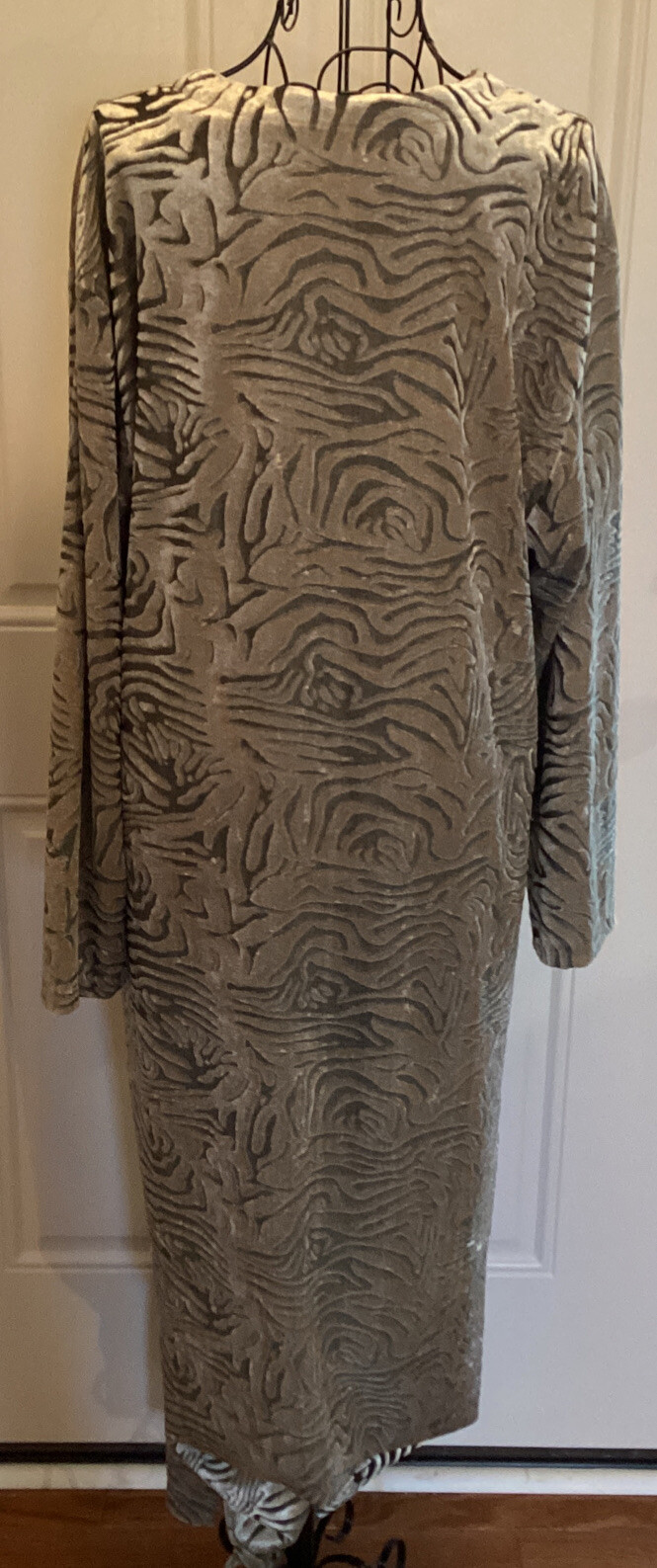 Vtg Ruth Norman New York Nieman Marcus Gold Burnout Robe Size Medium Made In USA