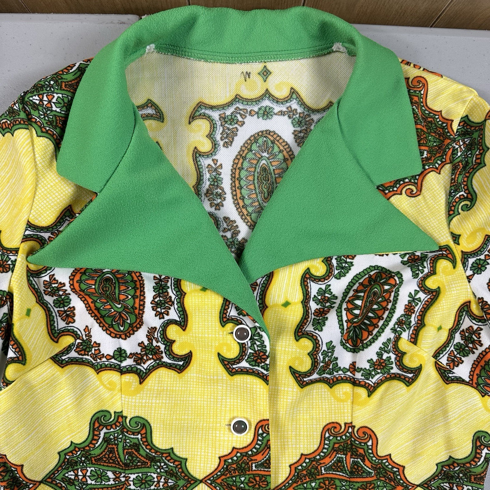 Vintage 1970s Women’s Top Button Front Blouse Yellow Green Groovy Large