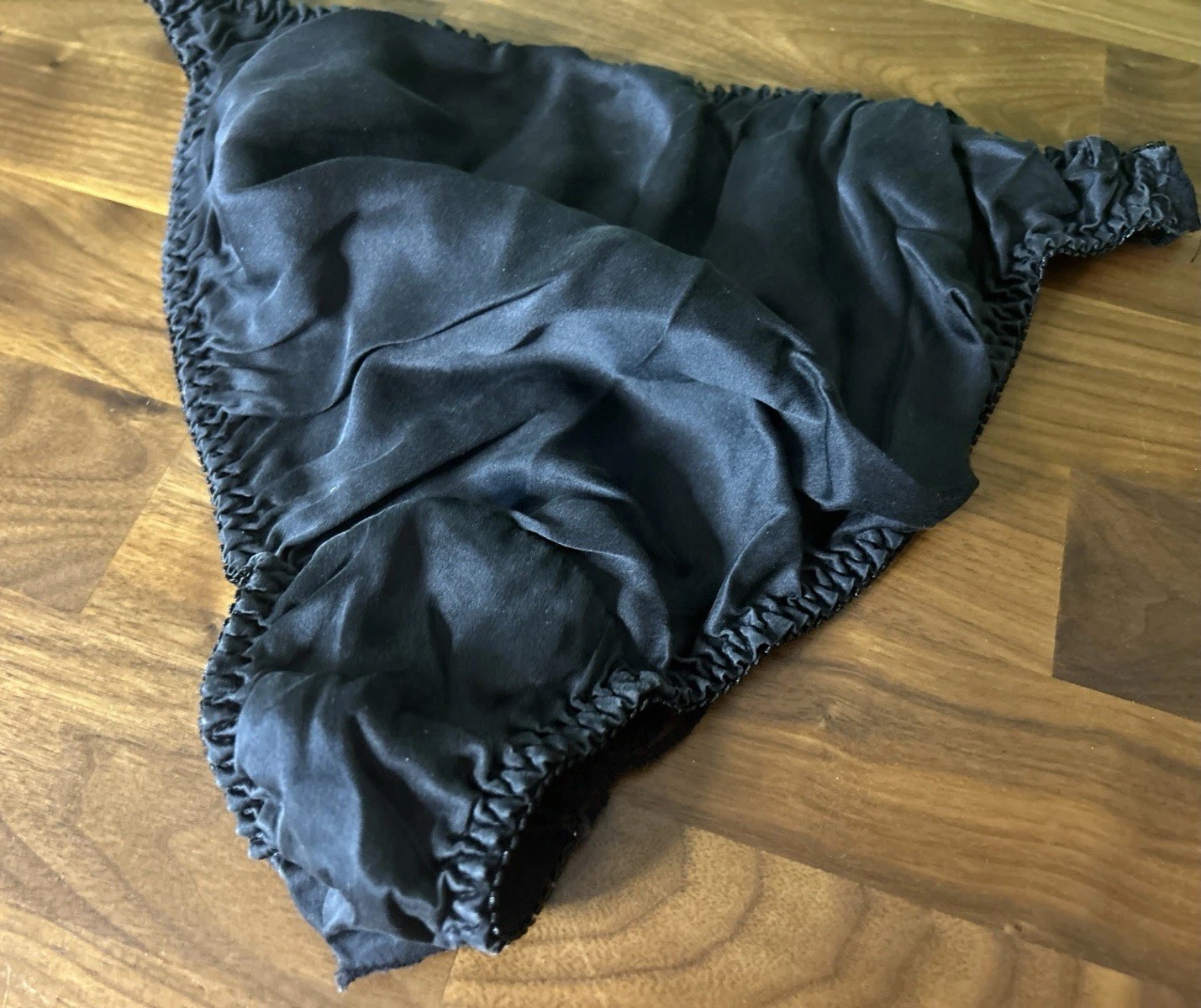 VTG Silkscreen Black Satin String Bikini Bow Panties Size L/7 Silk Shiny Soft