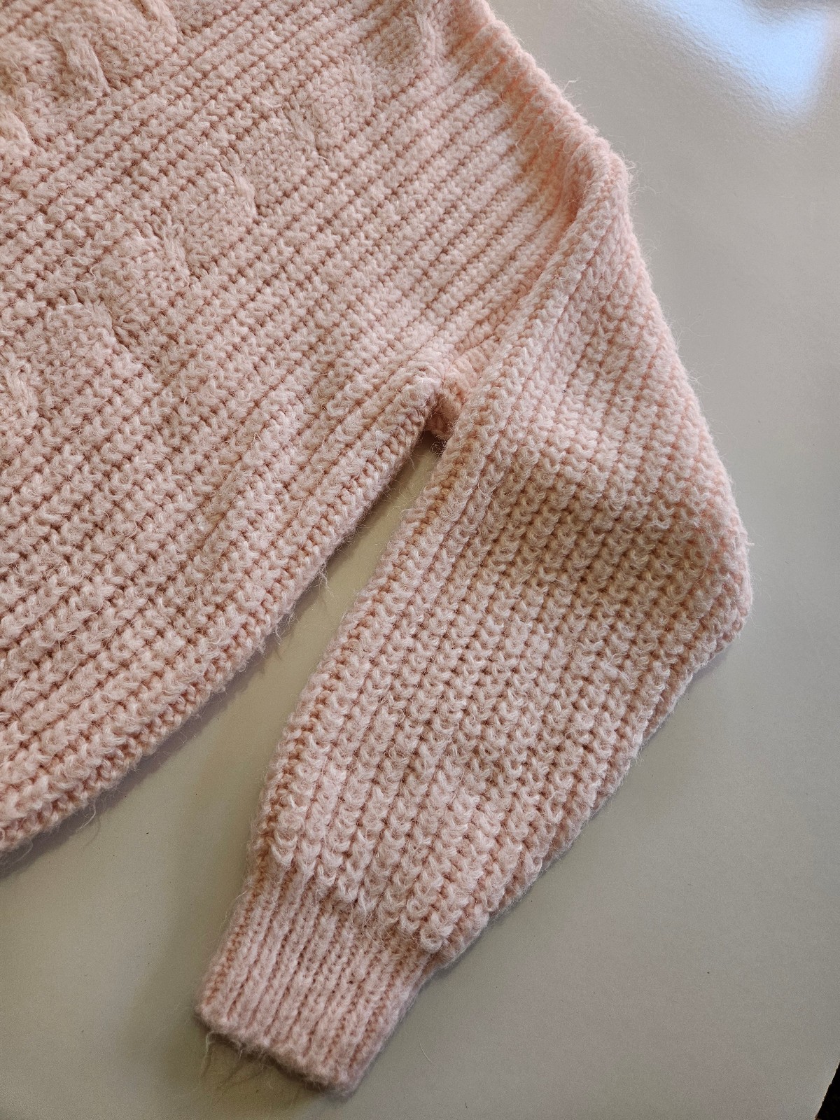 Vintage 80s Tarazzia Pink Cable Knit Sweater Acrylic Fuzzy Look Chunky Knit Med.