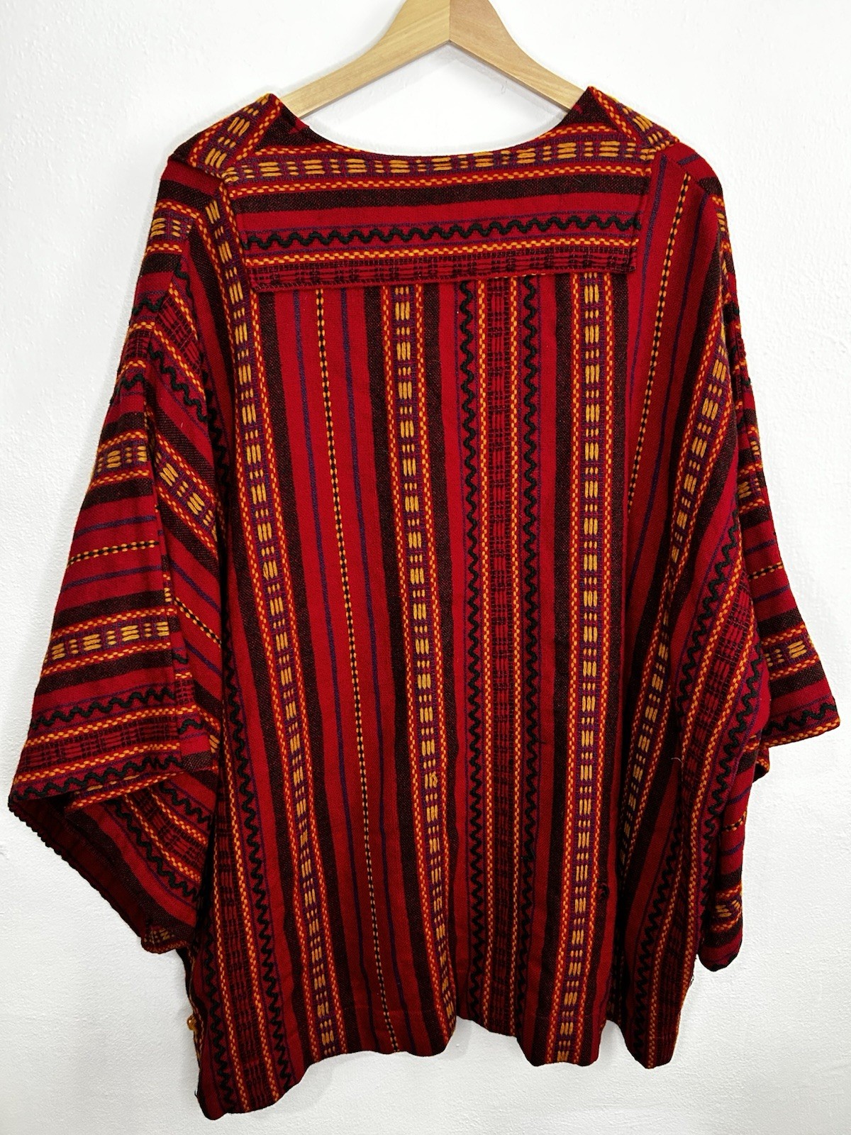Vintage Rare 70s Wool rich Aztec Boho Ponchos Virgin Wool 30×29