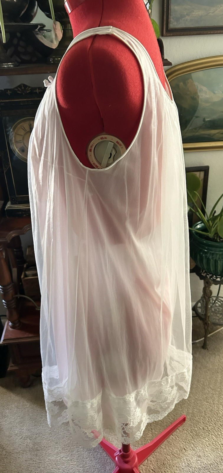 Vintage Babydoll Nightie 1950s-60s Vanity Fair Nylon Chiffon Pink Size 32 Small