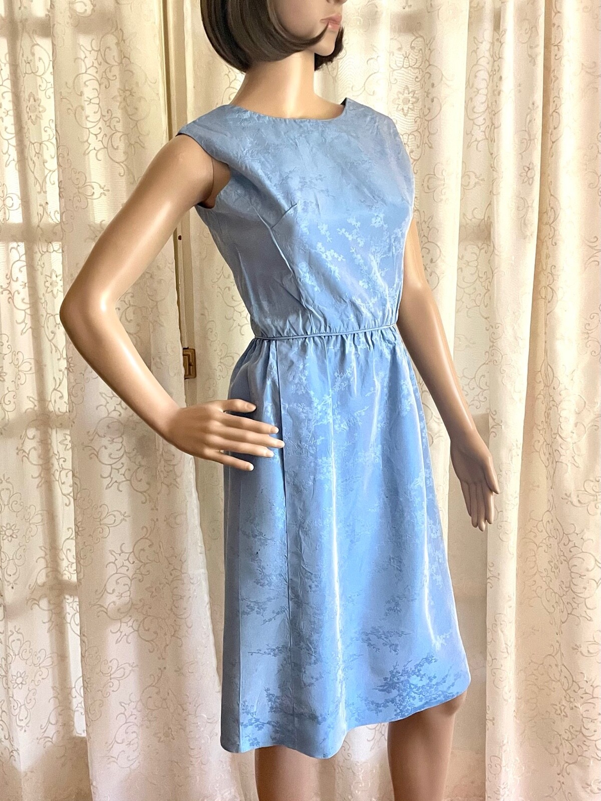 1960s Vintage Satin Damask, Sleeveless Sheath, Wiggle Dress, Size Small