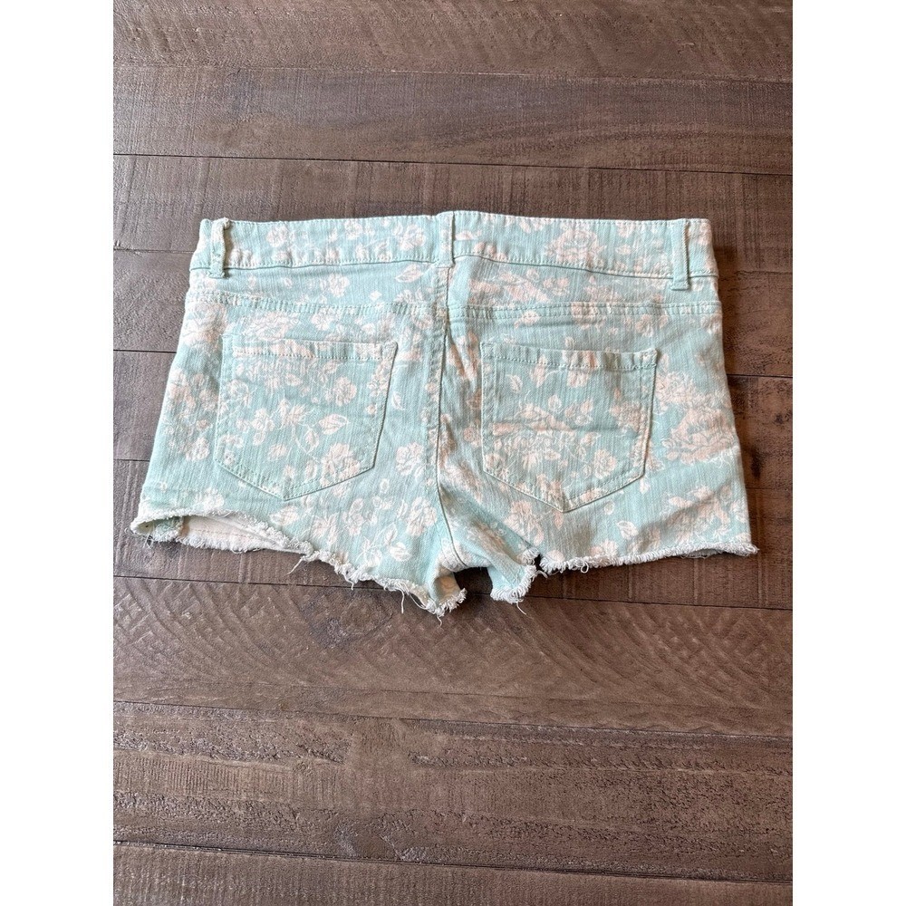 Forever 21 Women’s pastel green white rose Y2K low rise denim shorts size 29