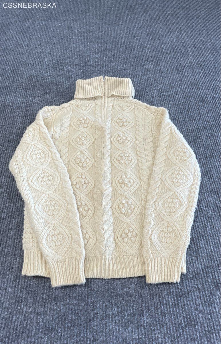 Vintage 80s Hand Loomed Women’s Cream 100% Virgin Wool Zip Turtleneck Sweater L