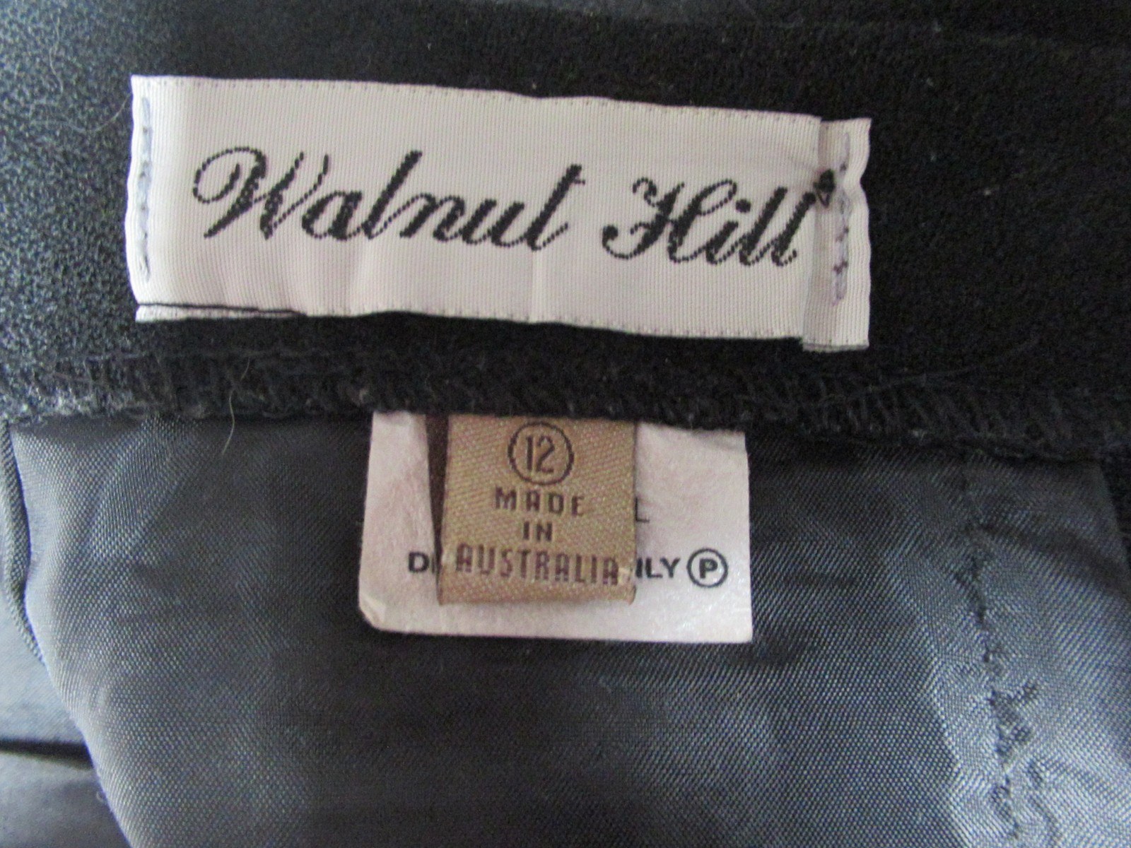 Walnut Hill Black Wool Pencil Skirt Womens Size 12 Made in Australia Lined