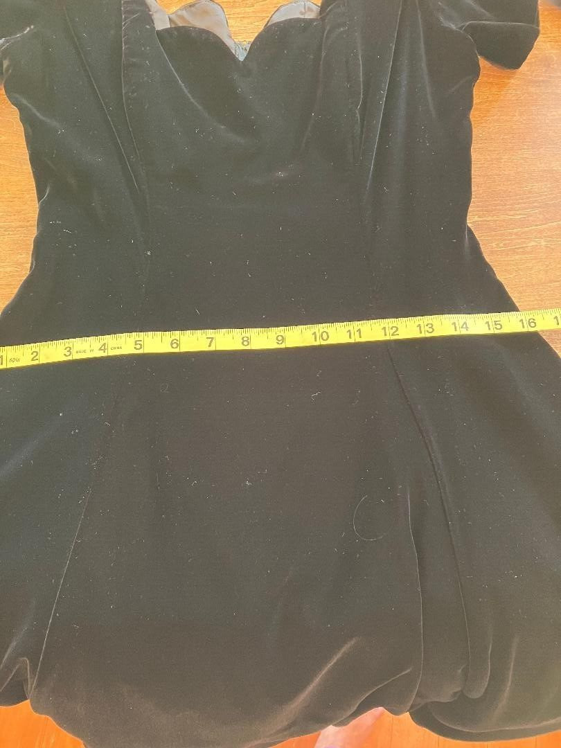 Vintage 80’s KAREN LUCAS for Niki Off Shoulder Black Velvet Dress Size 10