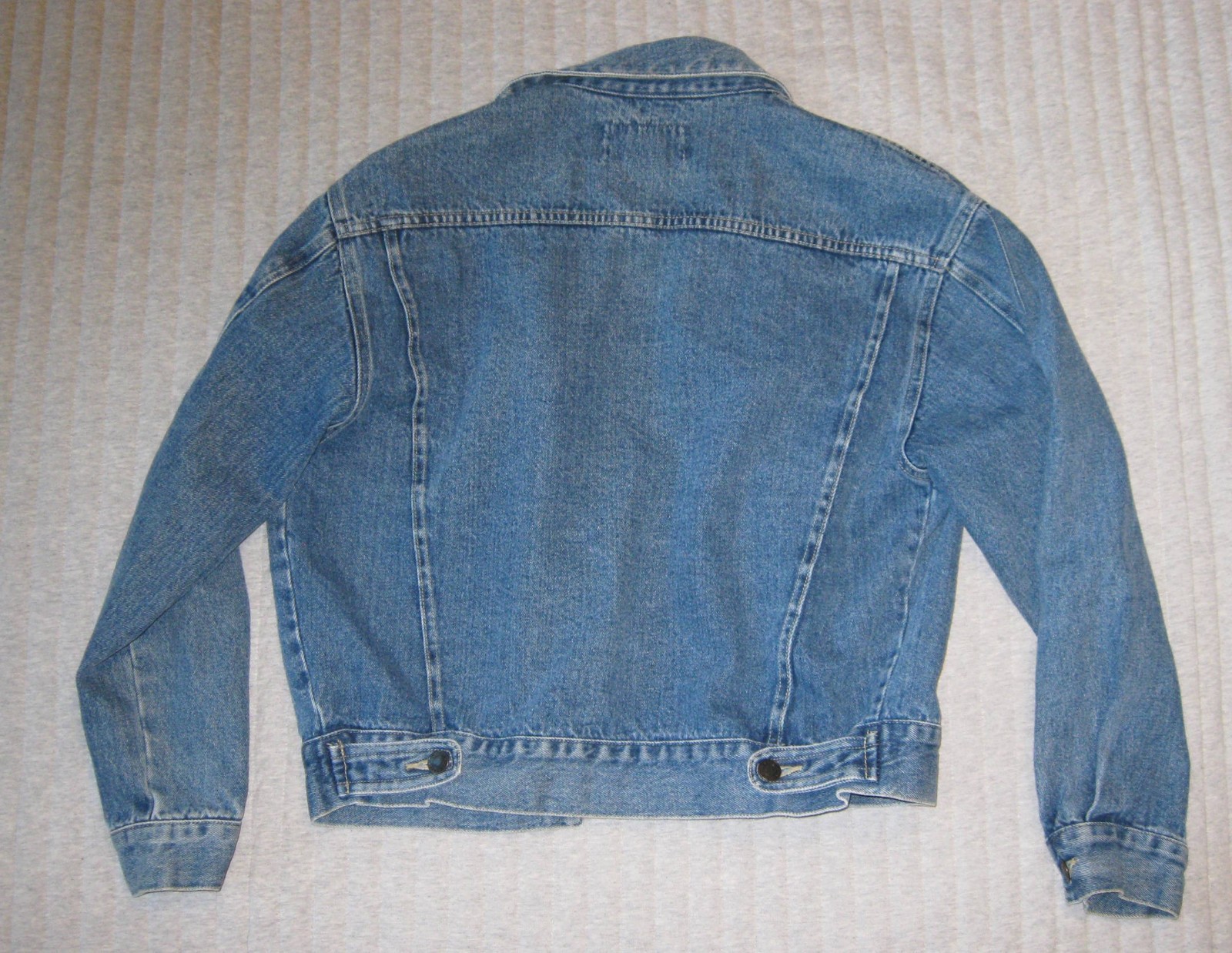 Vintage Jeans Jacket Great Land Woman’s Size Medium 100% cotton RN 35546