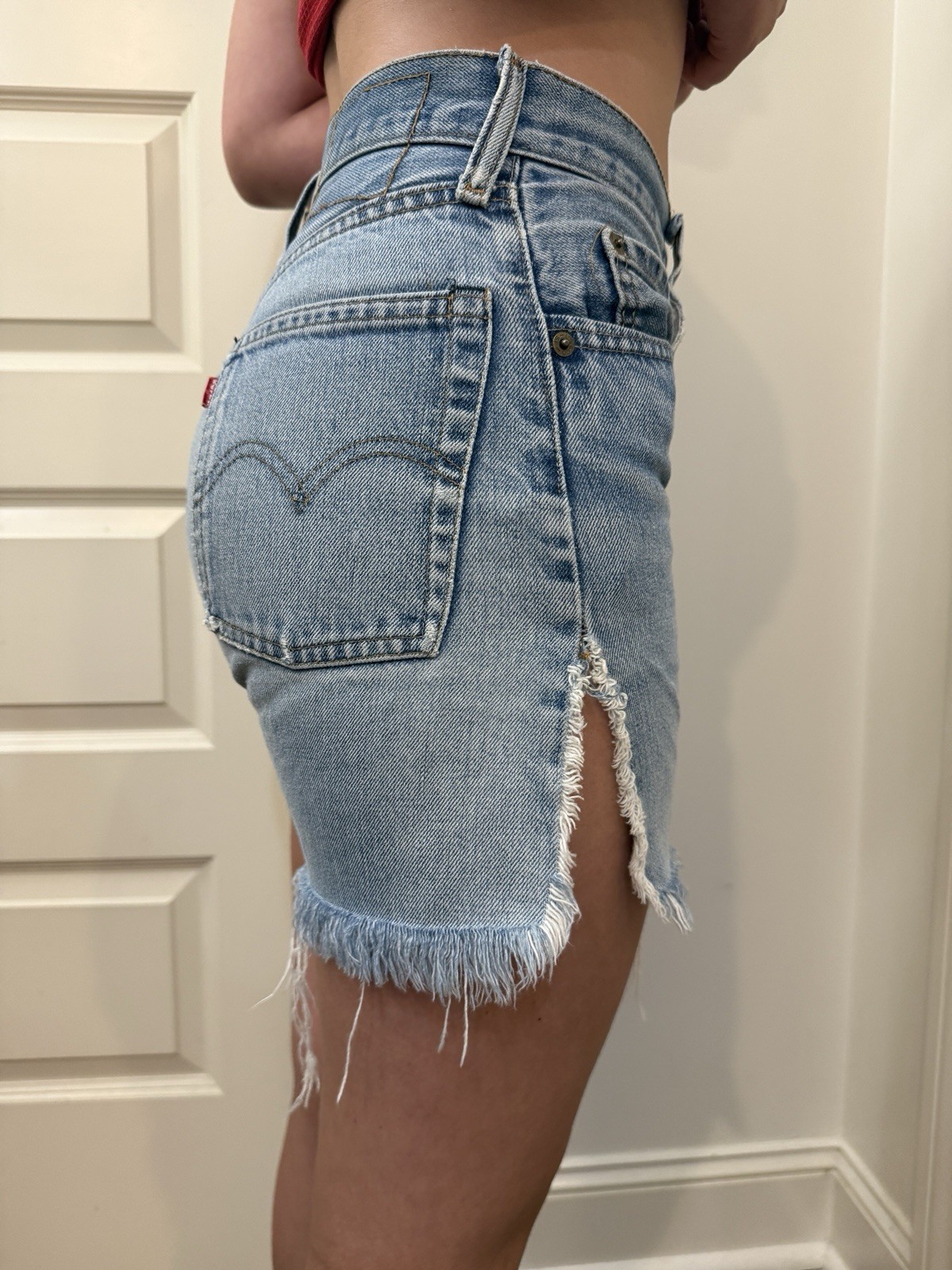 Vintage Women’s 501 Cut Offs Little e Denim Shorts. Frayed Boho Daisy Dukes