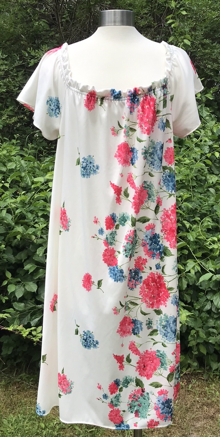 VINTAGE FLORAL BONWIT TELLER PINK MULTICOLOR READY TO WEAR HOUSE DRESS L/XL 60’S