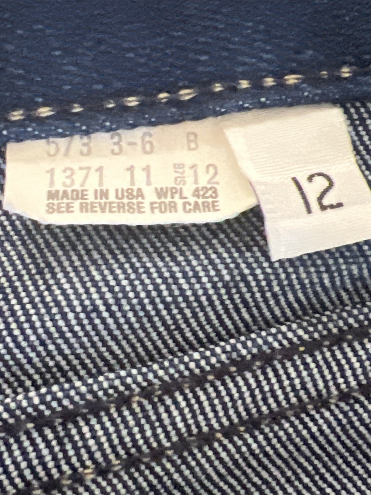 Vintage Levi’s Jeans Womens 12 WPL 423 Blue Waist 24 Inseam 30 Mid rise Cotton