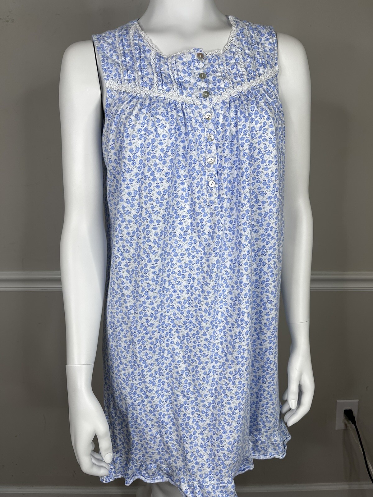 Eileen West cotton Floral blue White Women’s Small Nightgown sleeveless