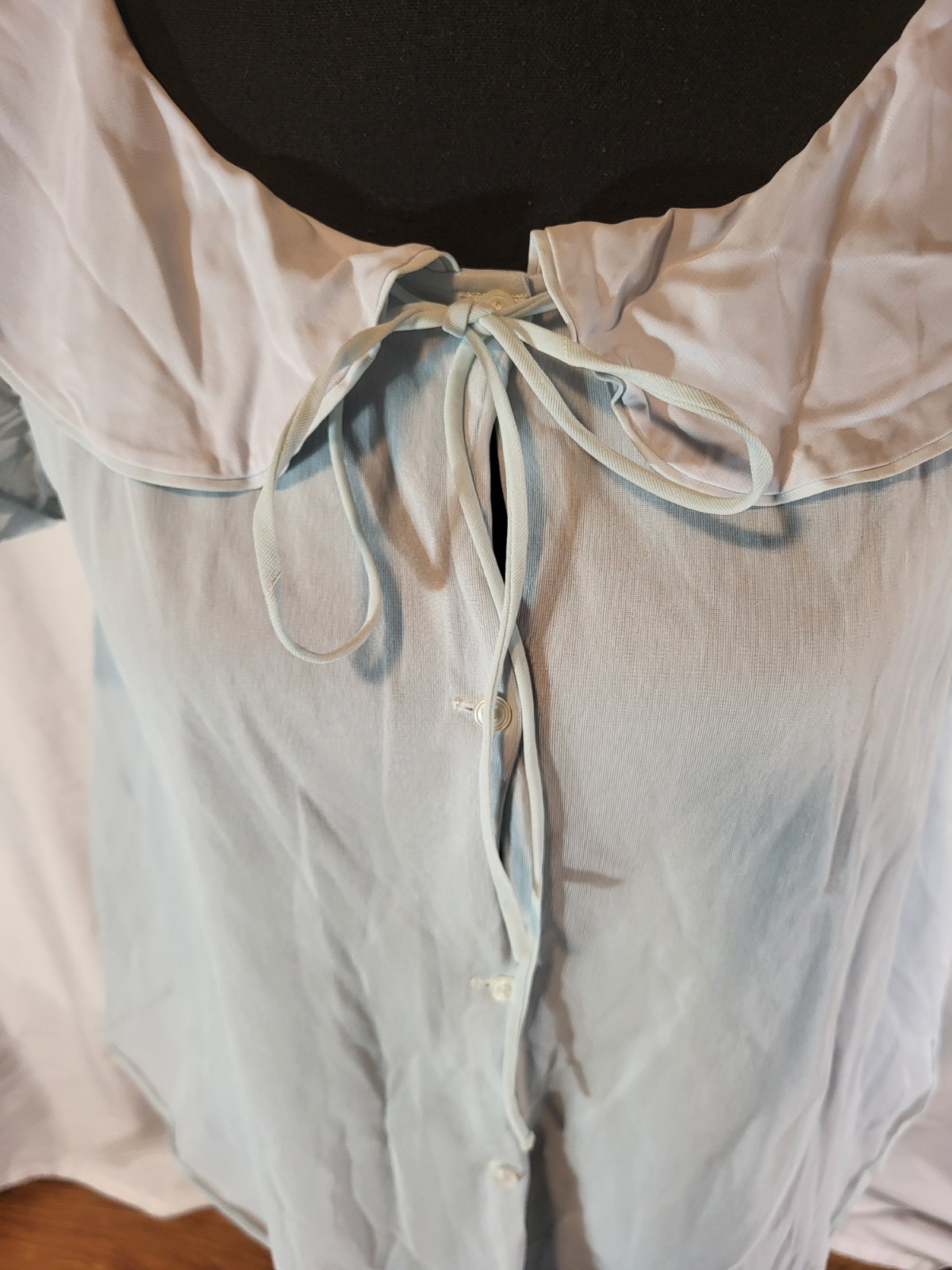 eyeful by ruth flaum bed jacket Light Blue Size M Embroidered Butterflies