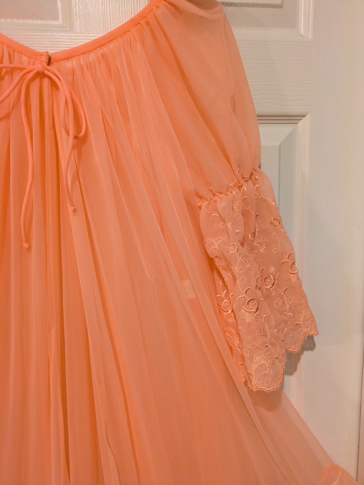 Vtg 50s Jenelle of California DBL Chiffon Sheer Ruffles Peach Robe Sz Petite