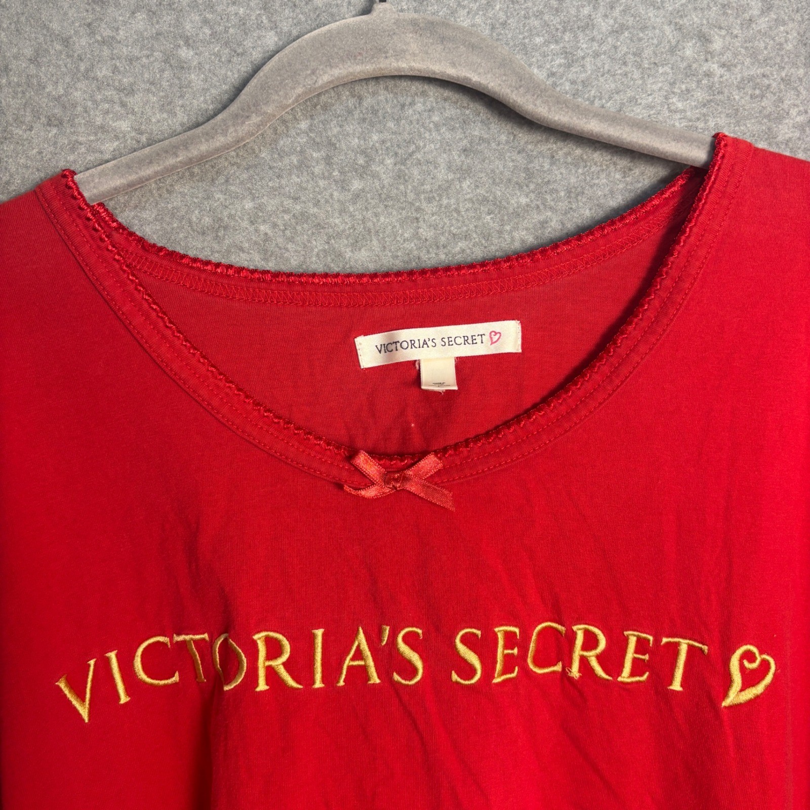 Vintage Victoria’s Secret Sleep Tee Red Embroidered Logo 100% Cotton Large Y2K