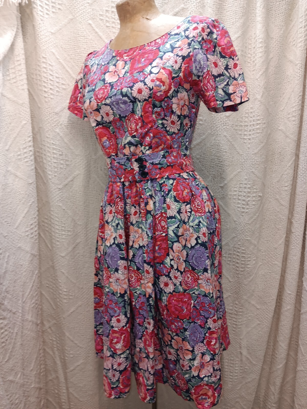 Vtg 1980’s Retro 50’s Red Pink Green Peach Black Cotton Dress Size XS