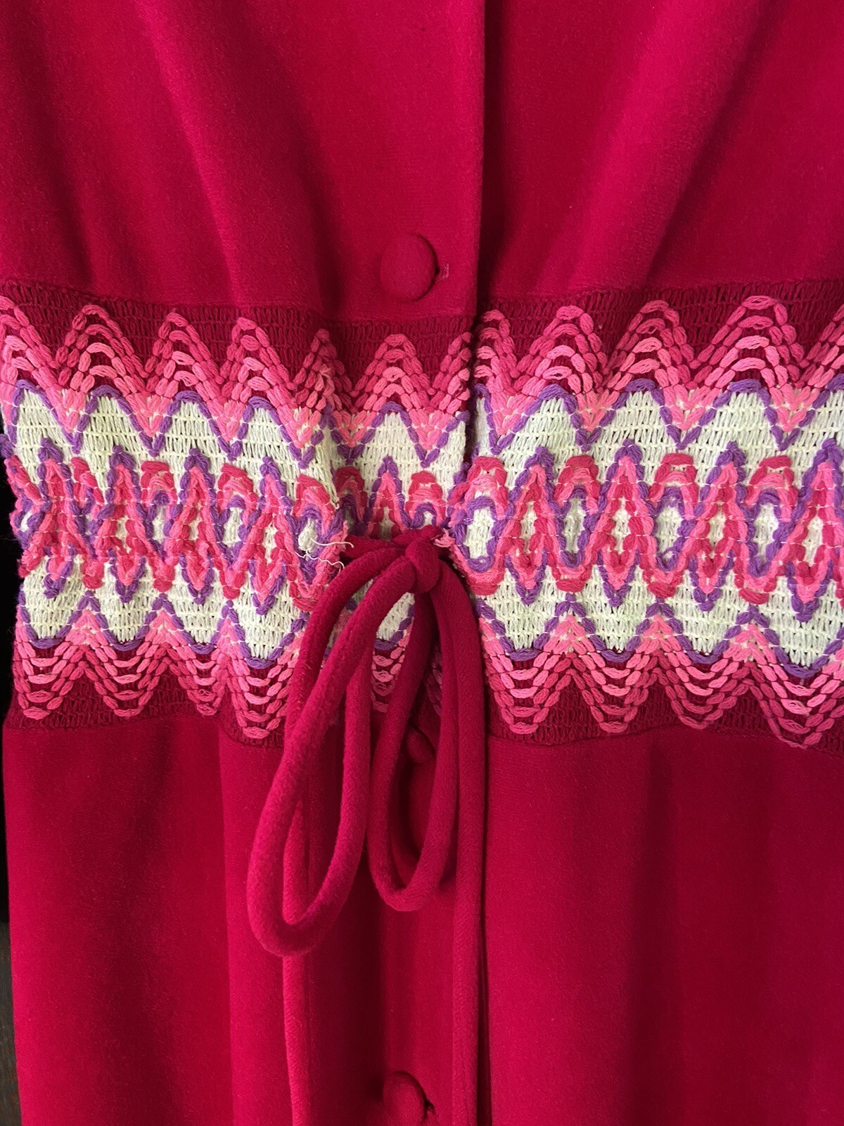 Vintage 1970’s At Home Wear for Van Raalte Button Robe Flame Stitch Boho Hippie