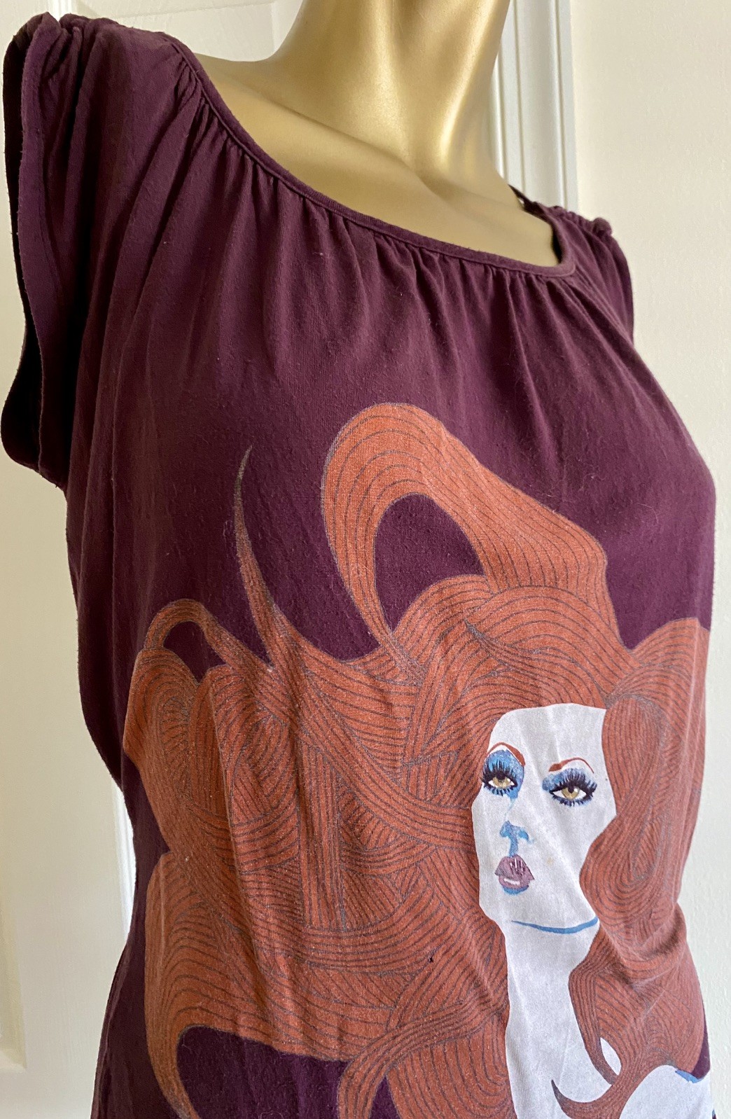 Vtg ZARA Trafaluc TRF Sultry Redhead Pop Art Graphic Low Back Top T Shirt Size M