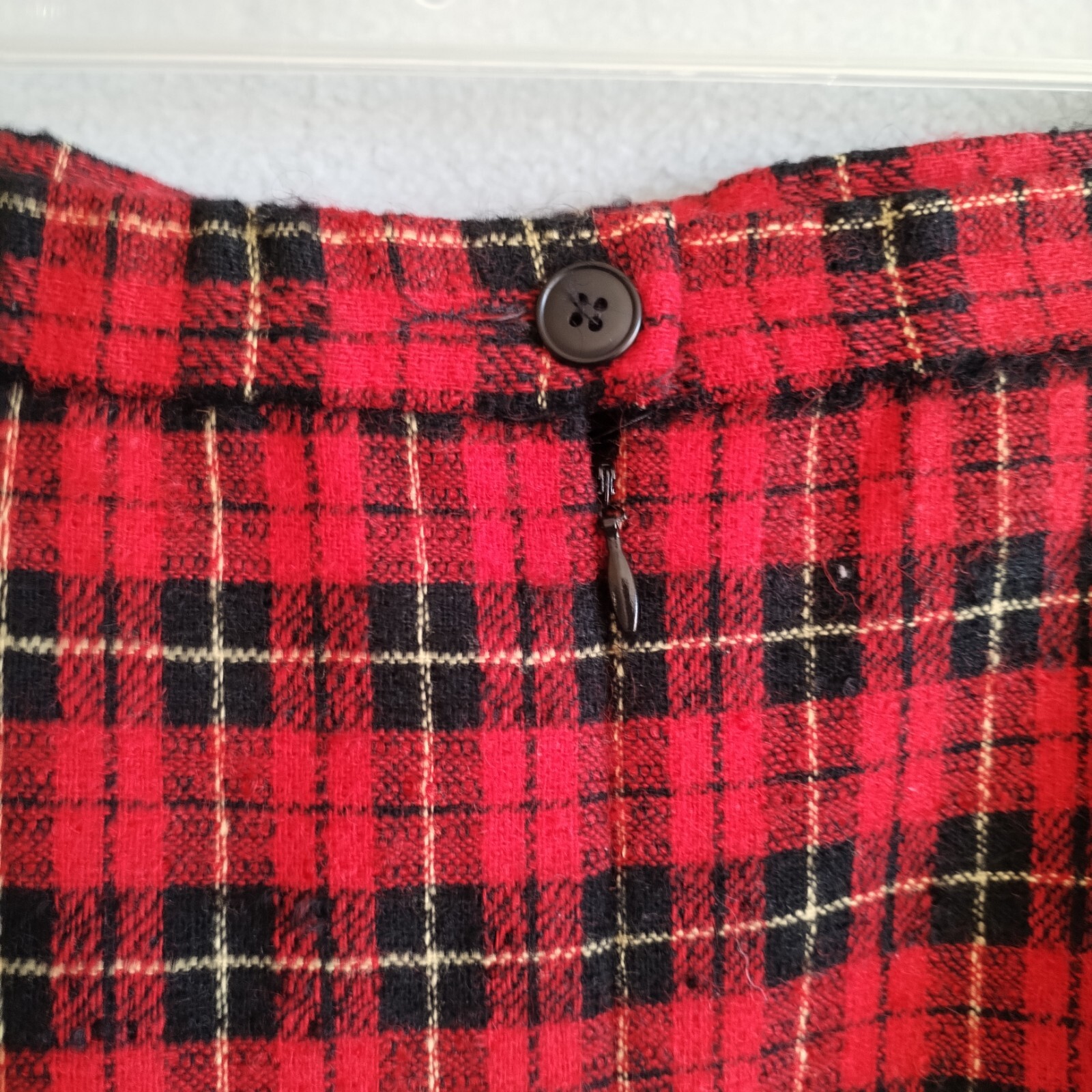 Vintage Pendleton Skirt Size 16 Red Tartan Plaid Wool Knee Length Dark Academia