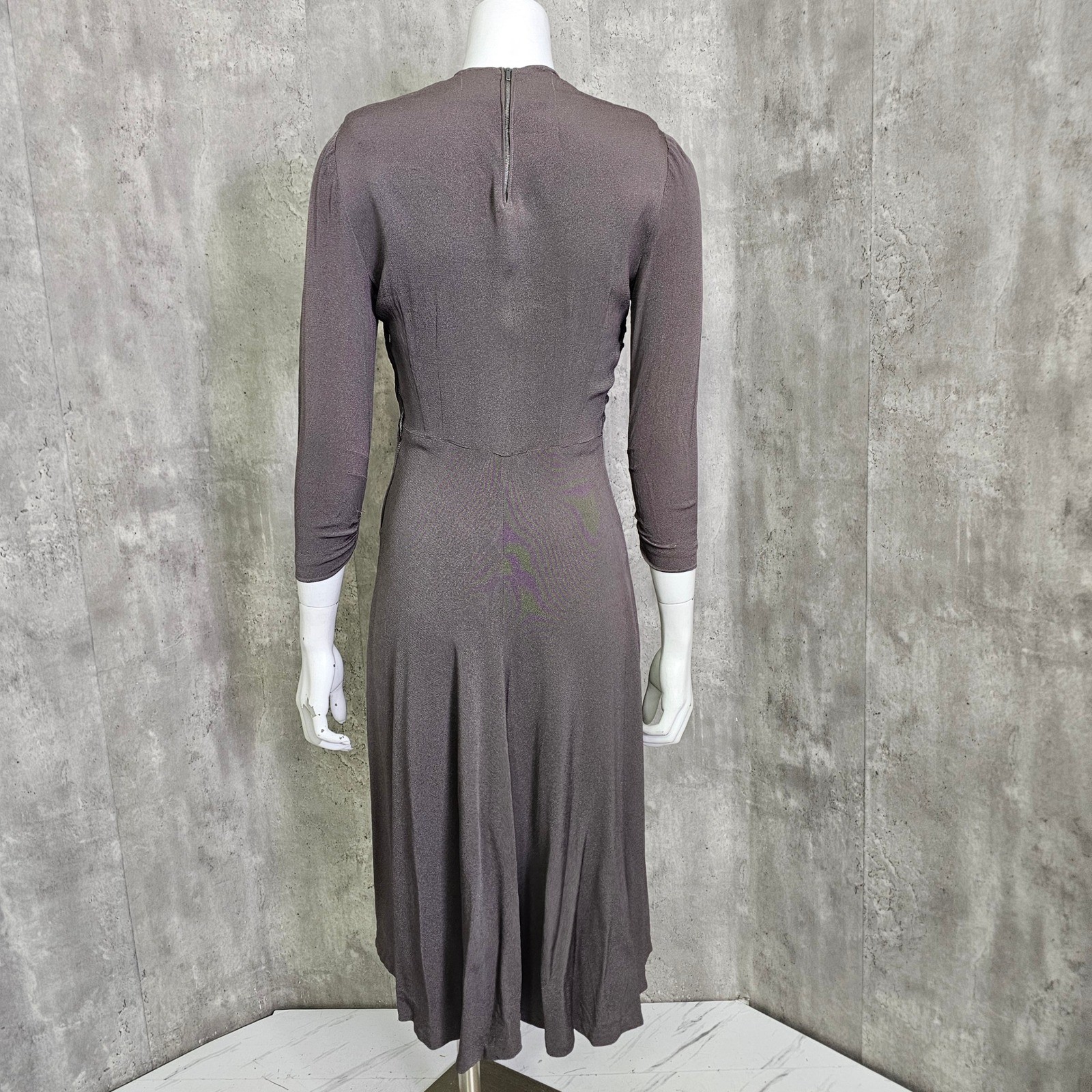 Vintage 40s Brown Rayon Crepe Scalloped Bodice Dress Metal Zipper M Noir Glam