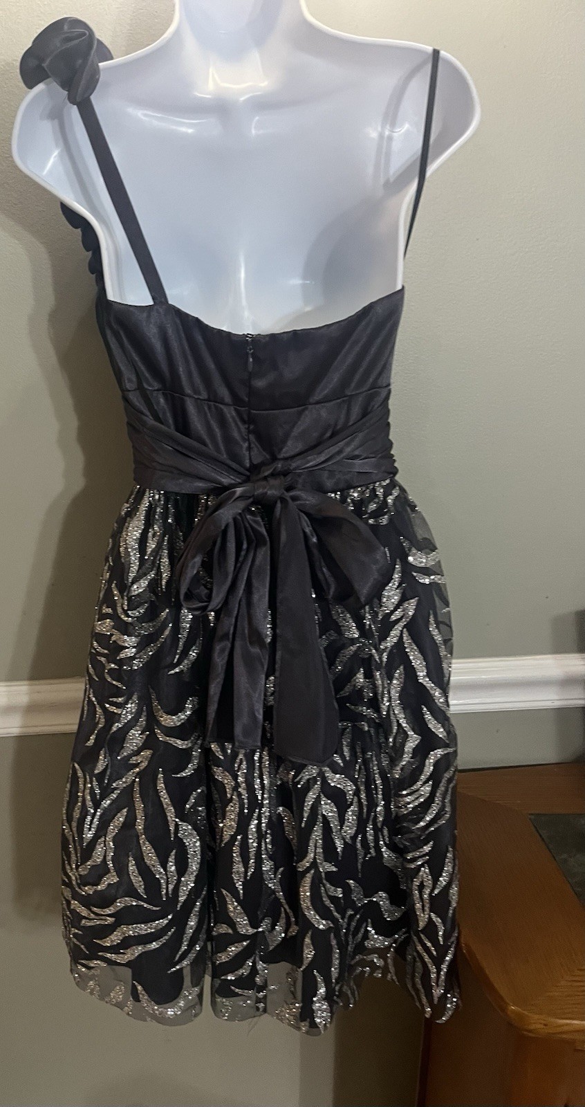 Blondie Nites by Stacy Sklar Vtg. Black & Silver Dress Size 3 USA
