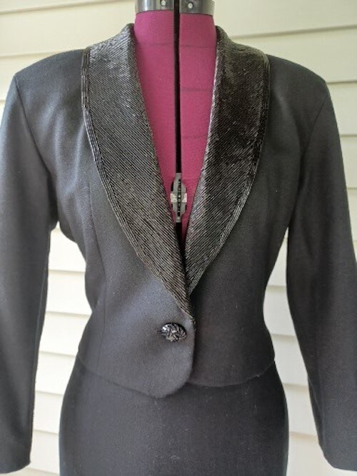 Vintage Eleanor P Brenner Black Beaded Collar Size 4 Wool 2 Pc Jacket Skirt Suit