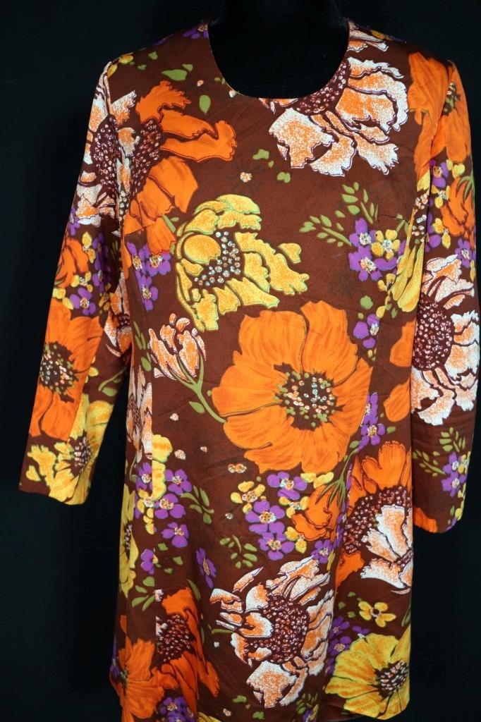 VINTAGE FRENCH 1970’S FLORAL ACETATE PRINT DRESS SIZE 10+