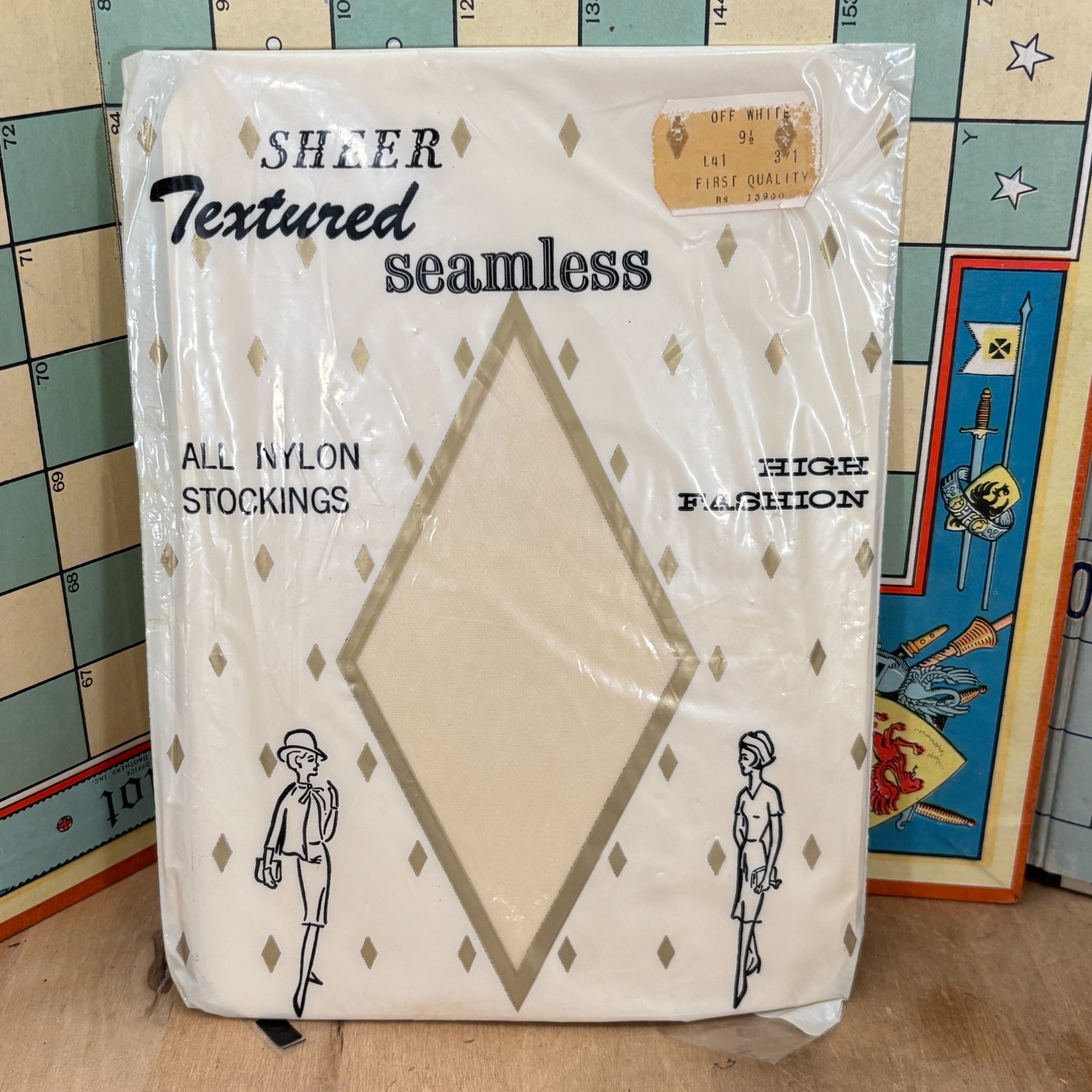 Vtg First Quality Seamless Nylons Sheer Textured Off White Size 9-1/2 L41-3/1