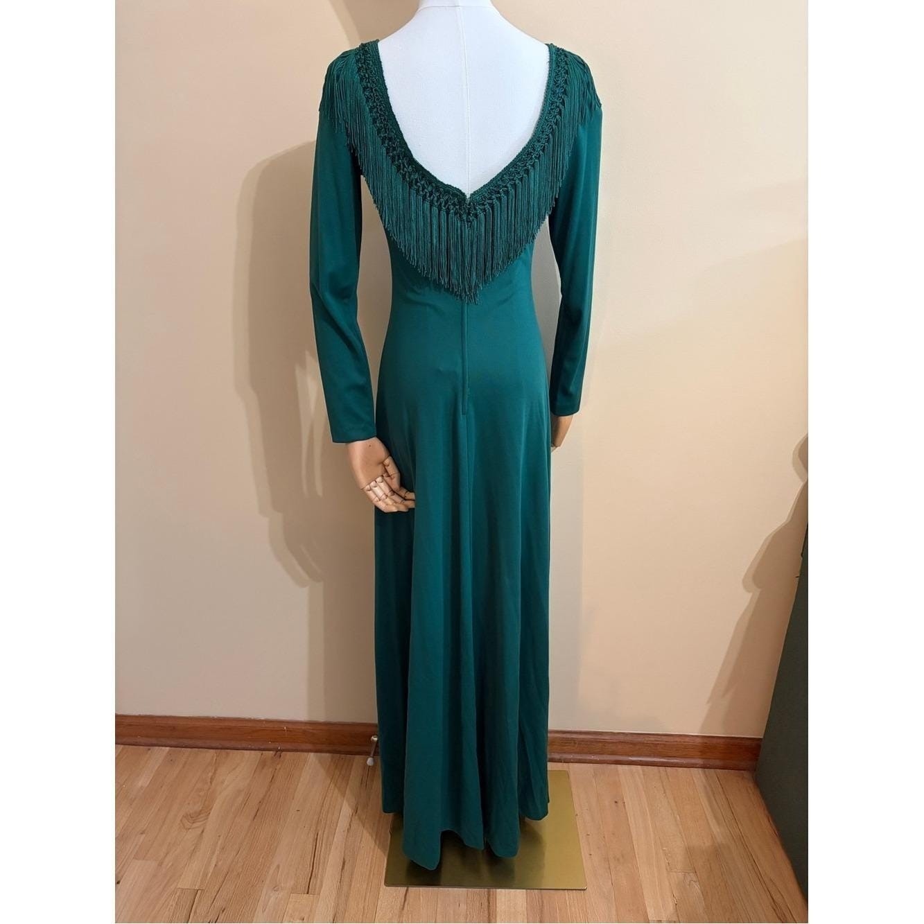 1970’s Deep Green Empire Waist Fringe V-Neck with Macrame Tassel Maxi Dress