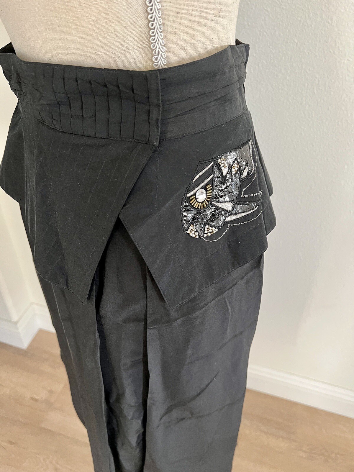 Le Jolly 100% Silk Leather and Snake Skin Skirt blouse set