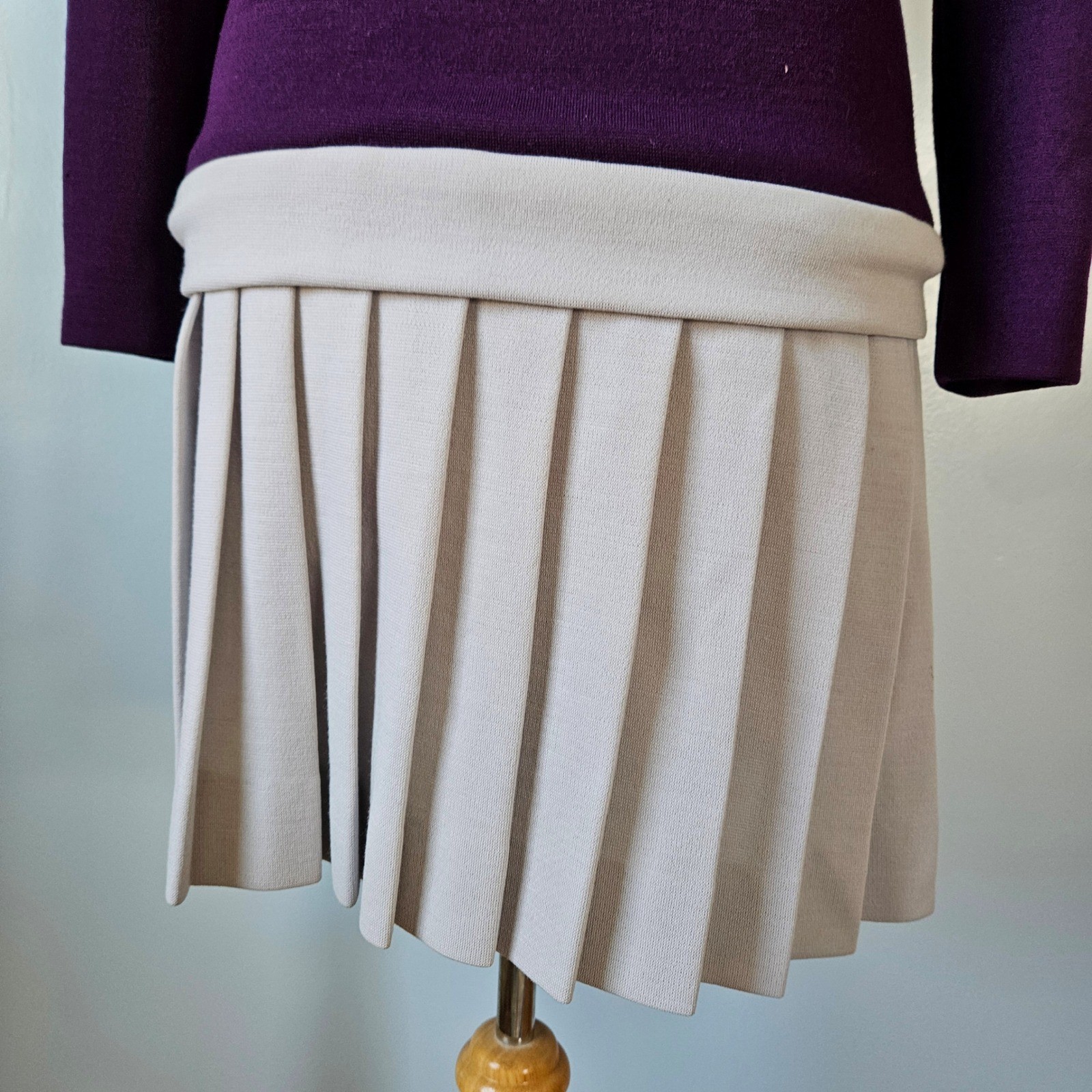 Vintage Kiwa Ltd Purple Gray Mock Neck Drop Waist Pleated Mini Dress Mod Wool M