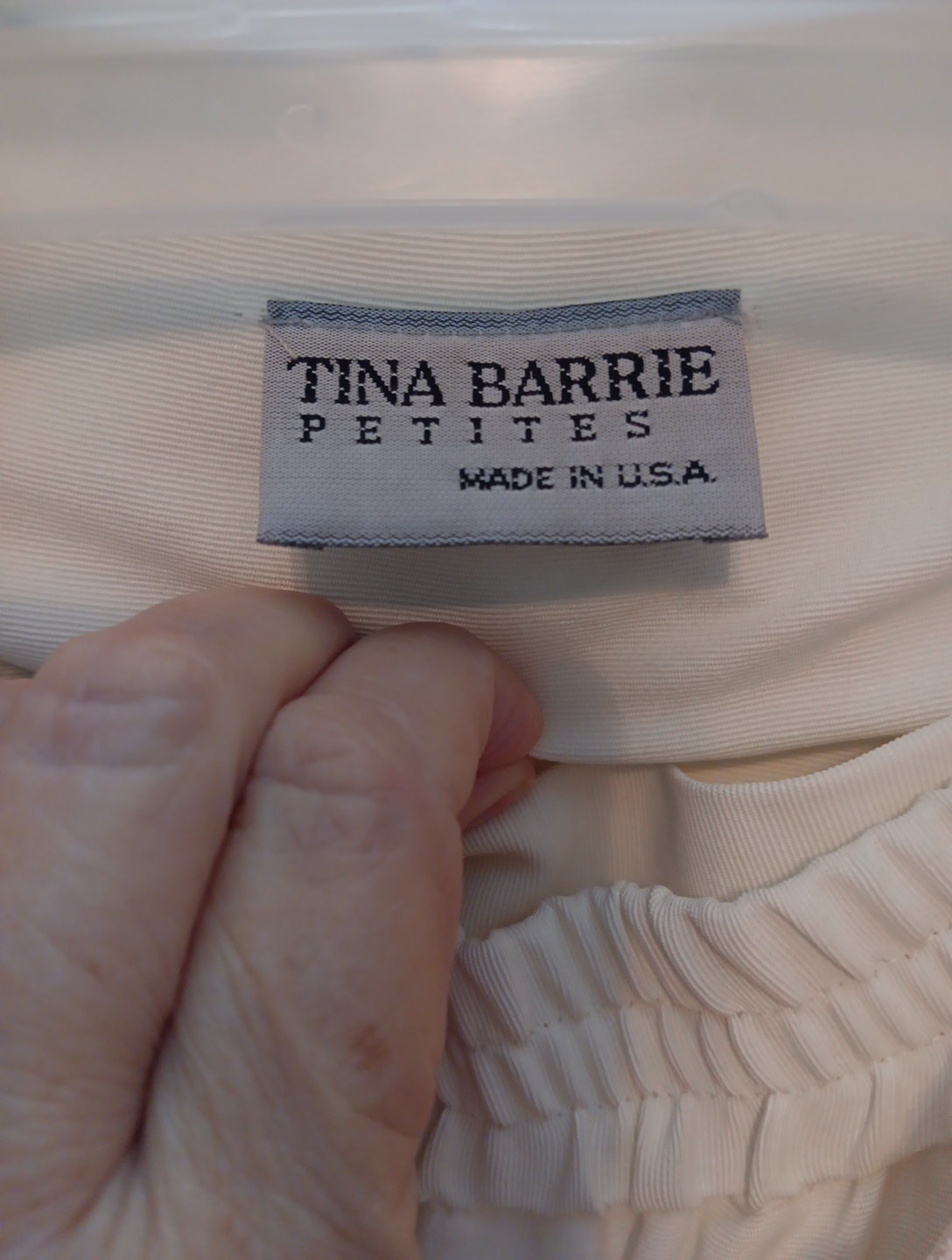 Vintage 80s Tina Barrie Size 16P 2PC Jacket & Skirt Cream Color Made in USA