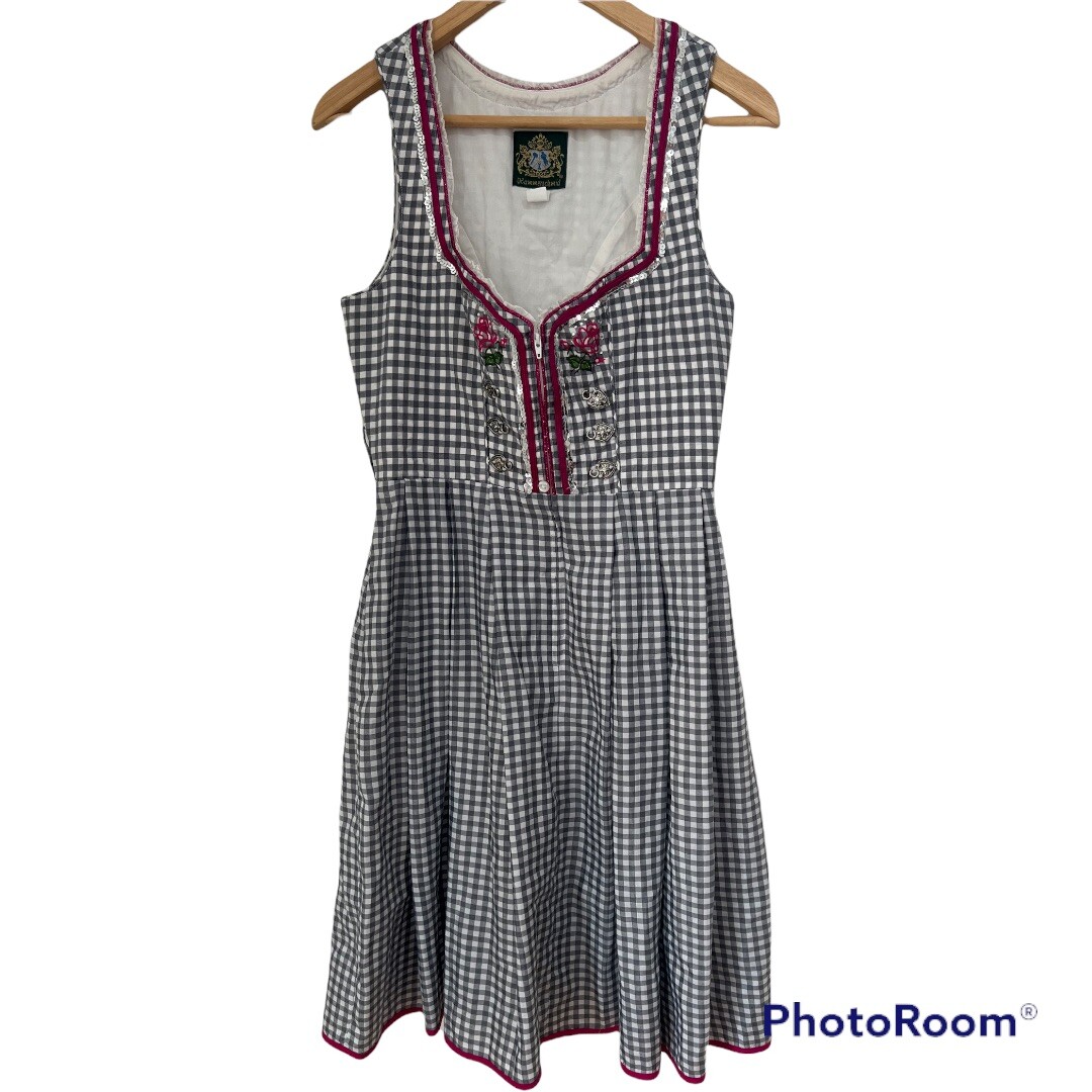 Hammerschmid midi dress size 8 gray, white,glitter silver and embroidered purple