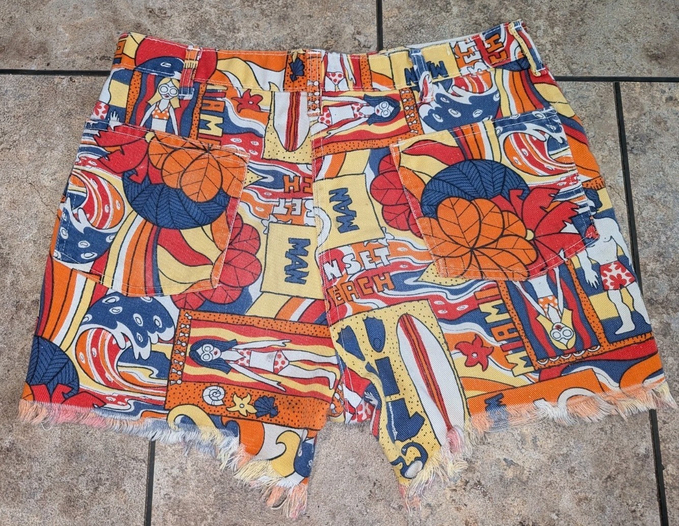 1970s Vintage Ladies Cut Off AOP Shorts Rare&1 Of A Kind!!!!!