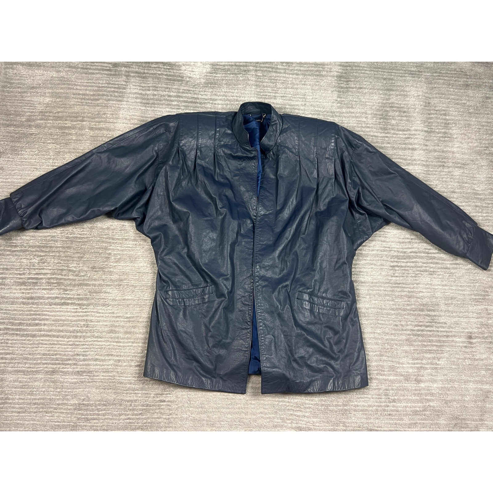Cueros Leather Jacket Womens L Navy Blue Dolman Sleeve Pleated Vintage Tie Belt