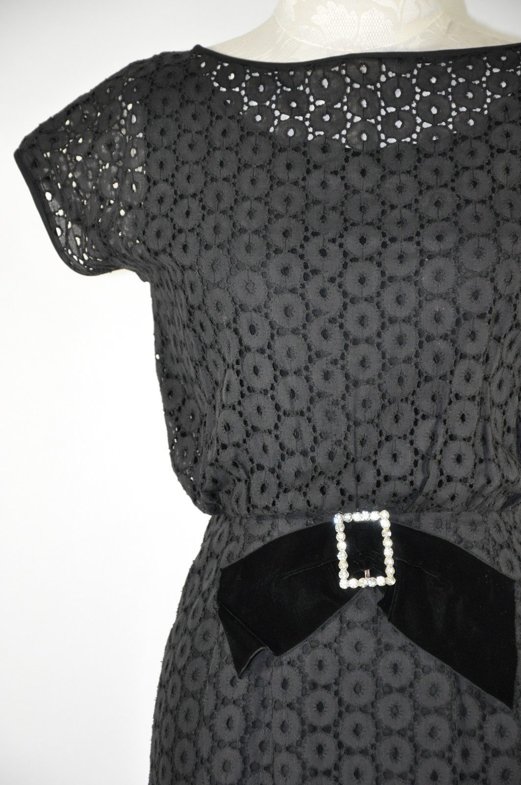 50s Vintage Black Cotton Lace Eyelet Velvet Rhinestone Wiggle Cocktail Dress S