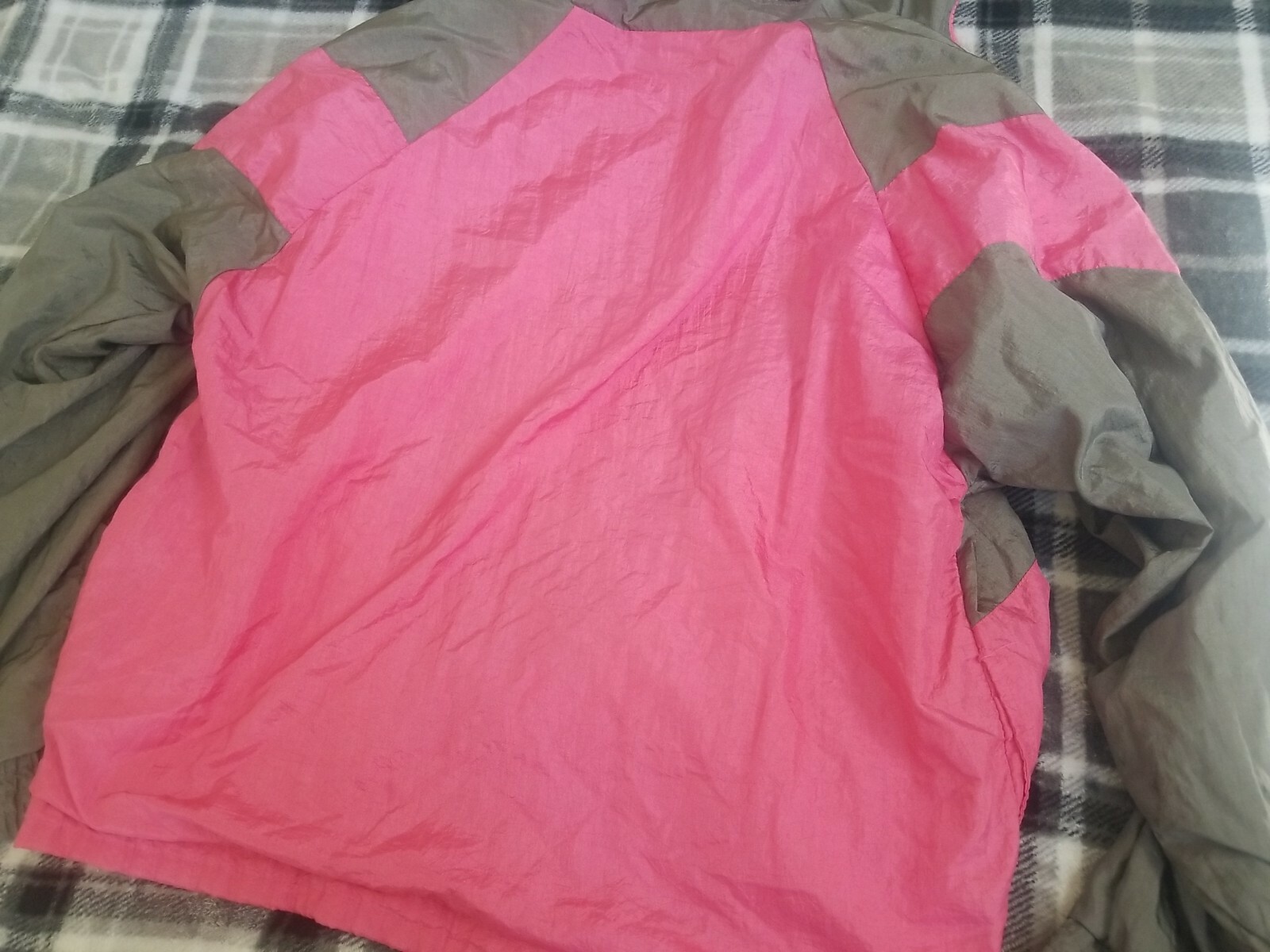 Vintage 90’s Longstreet Missy Windbreaker Track Jacket Pink Green Gray Large
