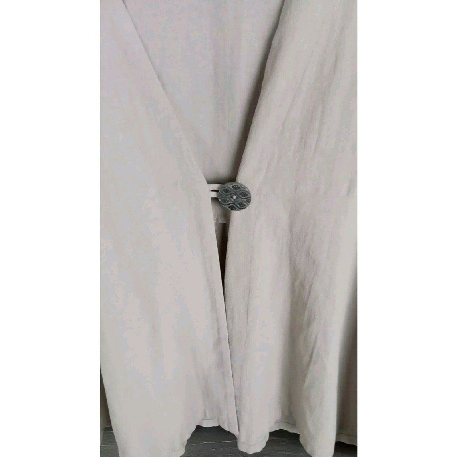 Soft Surroundings Size M Cardigan One Button Closer Beige 100% Cotton