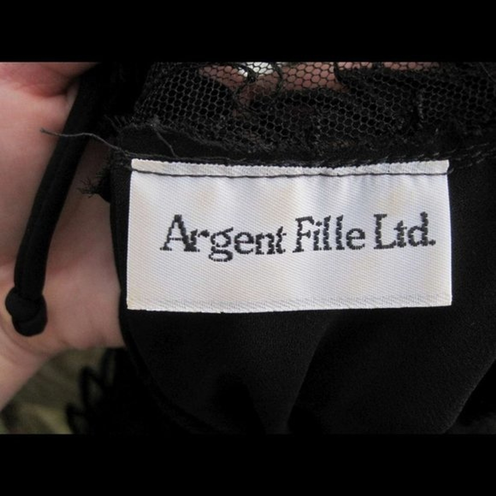 Argent Fille Ltd. Black 7 / 8 Dress Mesh Floral Neck Accent Translucent U.S.A.