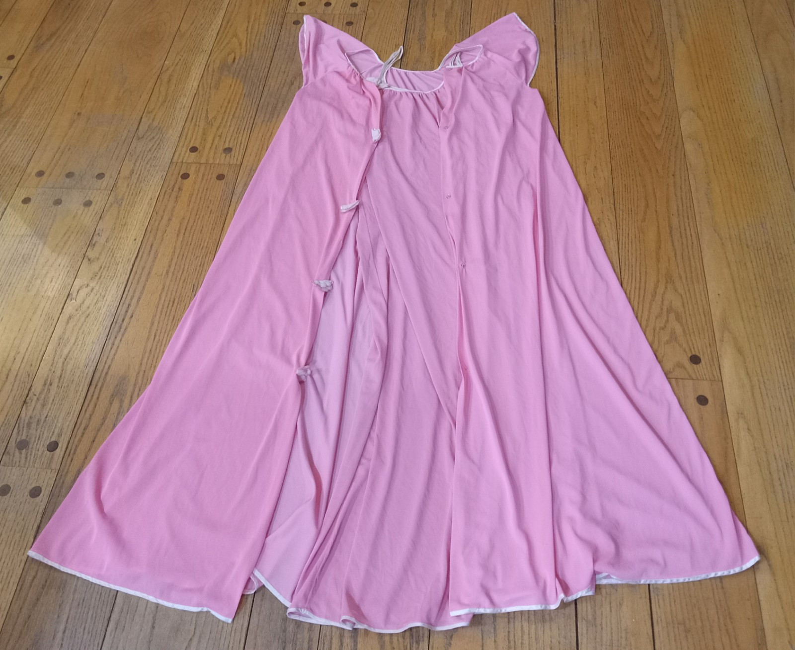 Vtg 60s 100% Pink Nylon Peignoir Nighty & Robe Set Floral Snap Covers Sz M USA