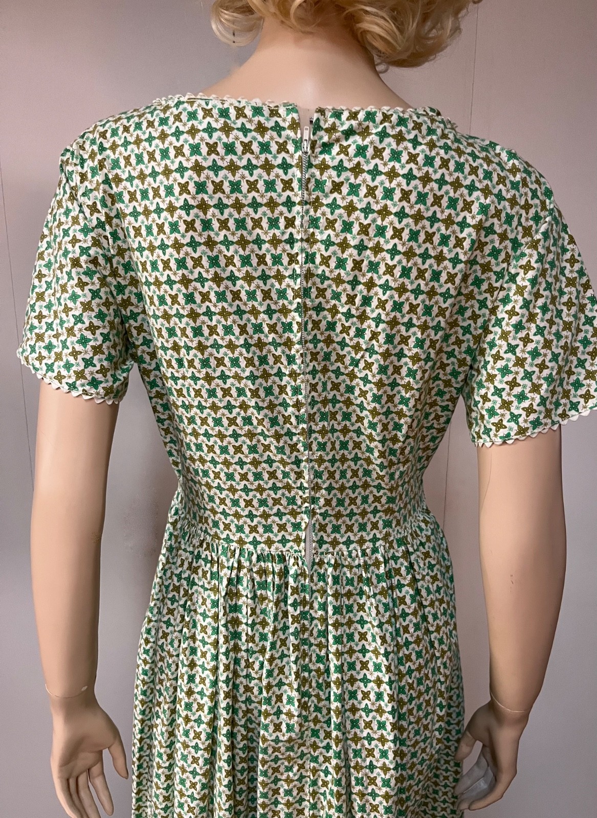 Vintage 1950s Harlequin Print Full Sweep Cotton Dress Back Metal ZipperBust 44