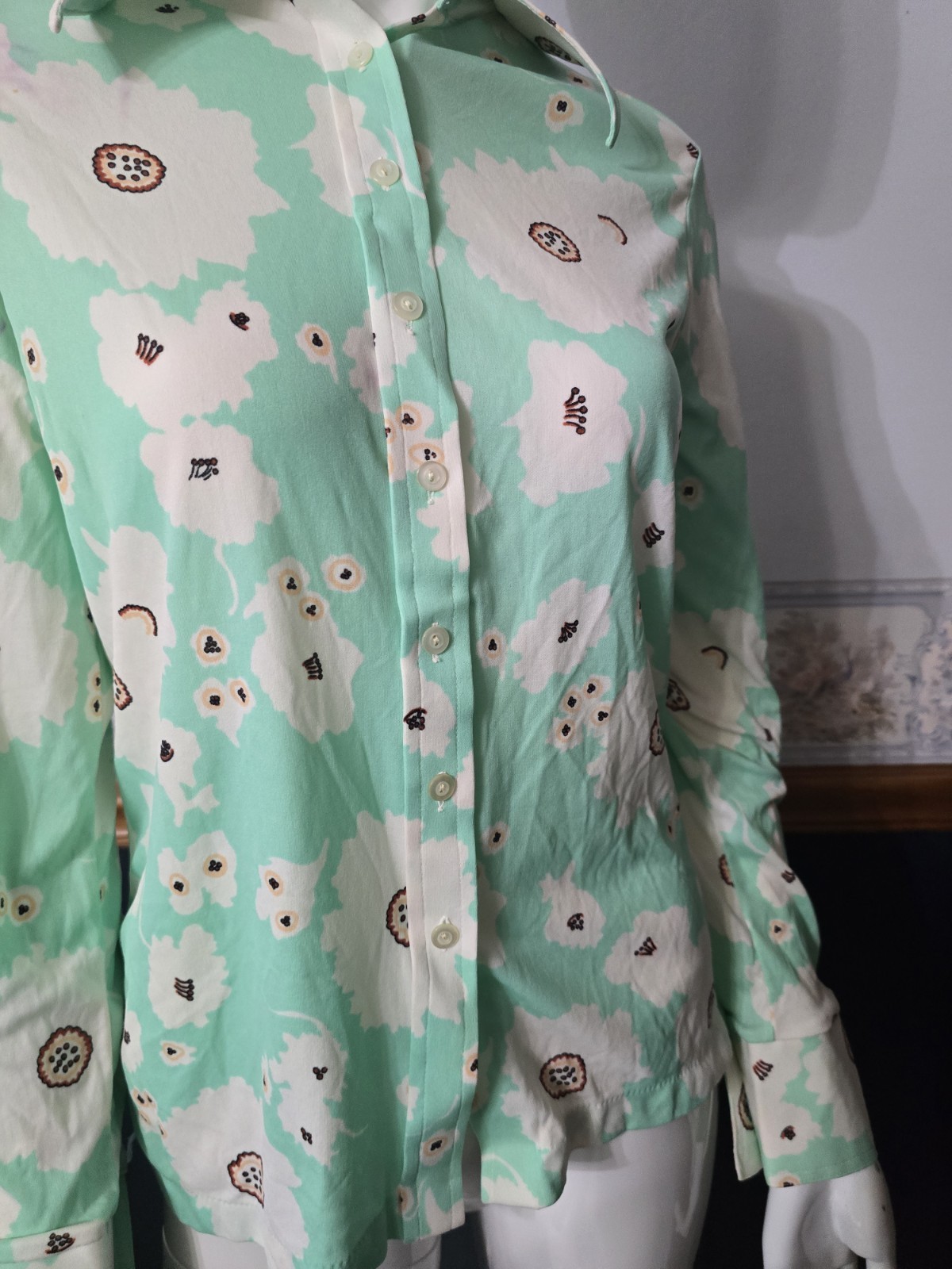 70s Mint Green Floral Disco Shirt Dagger Collar Fits Modern XS/S (Tagged L)