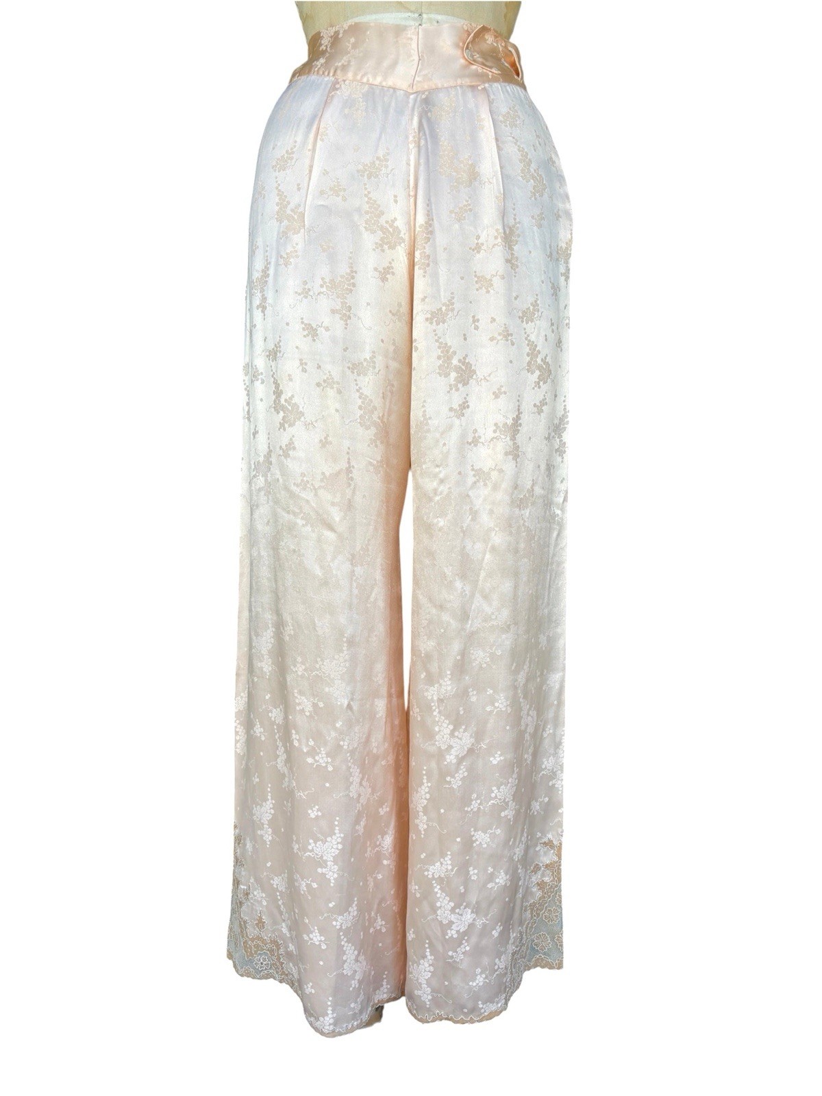 1930s silk jacquard blush pink 3 pc loungewear ensemble bias cut bridal Pajama